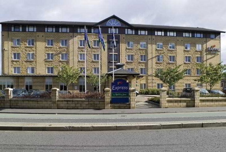 Holiday Inn Express Edinburgh City Centre by IHG1