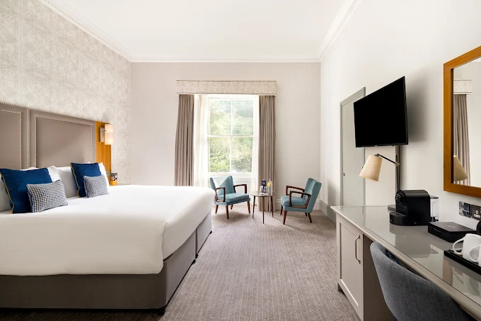 Royal Terrace by ihg1